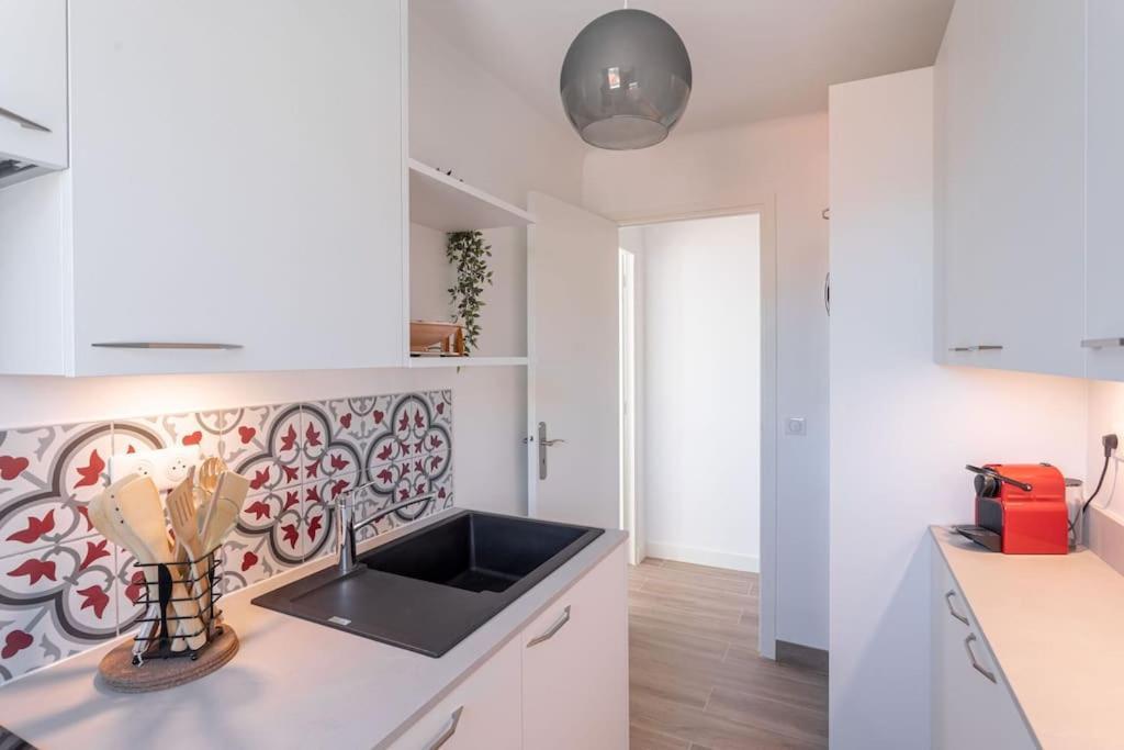 Apartment With Panoramic Sea View, Walk To The Beach - Marechal Juin By Halldis Cannes Exterior photo
